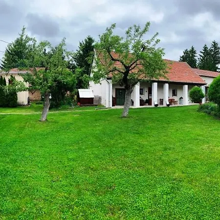 Gyere Be Vendeghaz 公寓 *