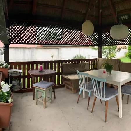 Gyere Be Vendeghaz Dregelypalank